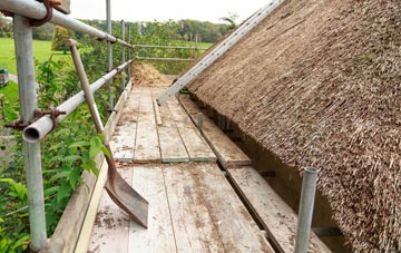 advantages of East Stratton thatch roofing